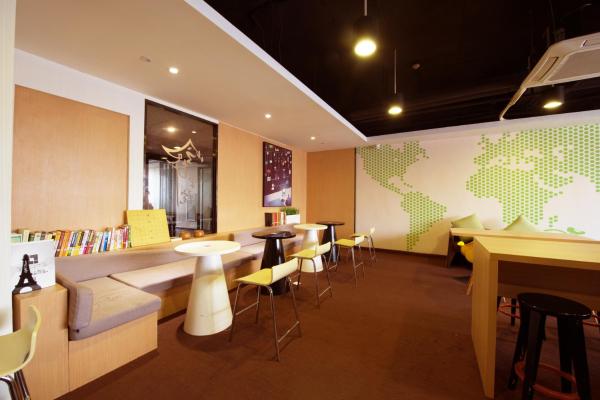 IU Hotel Ruoyang Yiyang Wenhua Road, Varaa Hotelli Yiyang Henan