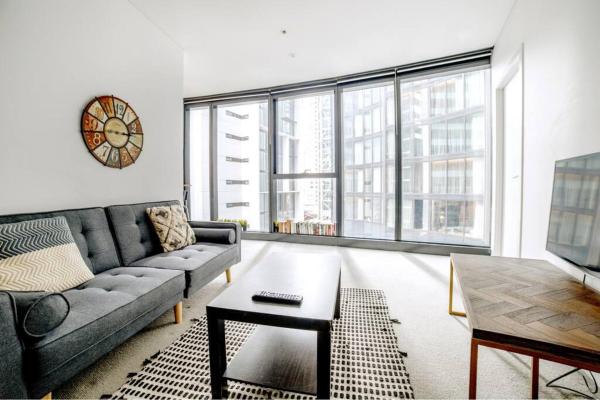 AirTrip Apartment on Margaret Street in CBD, Varaa Huoneisto Queensland hotellit, joissa on uima-allas, Uima-allas