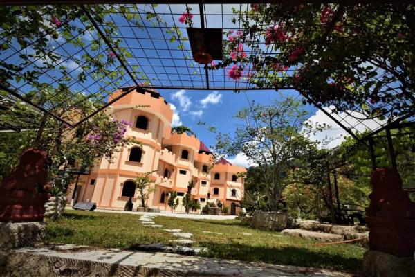 Lake Castle, Varaa Kotimajoitus Sungai Lembing Pahang