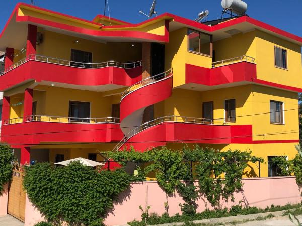 Guest House MURATI, Varaa Matkakoti Edulliset hotellit Durres County:ssä