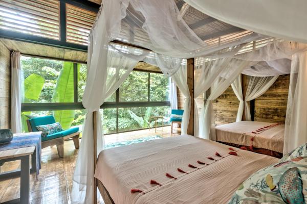 La Shamana - Ecological Concept in Jungle, Varaa Loma-asunto / Lodge Hotellit Limon uima-altaalla, Uima-allas