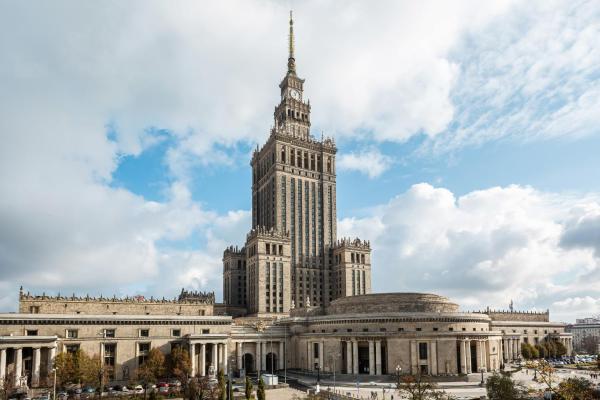 Warsaw City Center Apartment by Renters, Varaa Huoneisto Sródmiescie 