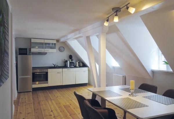 Ferienwohnungen Ziesing am Schlossberg, Varaa Huoneisto Edulliset hotellit Garz:ssä