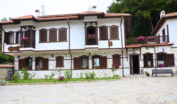 Family Hotel Dinchova kushta, Varaa Hotelli Rozhen Pirin Mountains