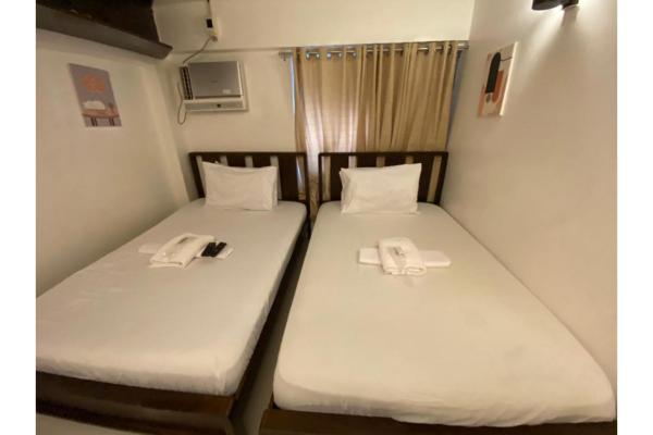 E Relaxed Haven Transient House, Varaa Hotelli Edulliset hotellit Luzon:ssä
