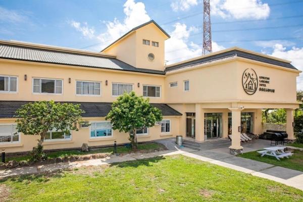 戀戀星辰館-Star of Love Hotel, Varaa Kotimajoitus Pingtung County hotellit, joissa on uima-allas, Uima-allas