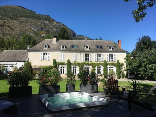 Domaine de Monda, Varaa Lomakoti Saint-Vincent hotellit, joissa on uima-allas, Uima-allas