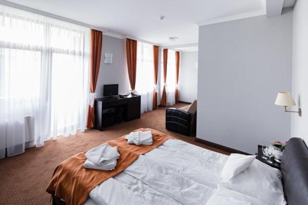 HOTEL OPAL Zalau, Varaa Hotelli Zalau 