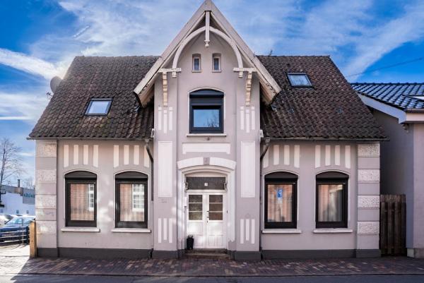 CityGlückNms - Direkt am Bahnhof und Einkaufszentrum, Varaa Matkakoti Neumünster Schleswig-Holstein