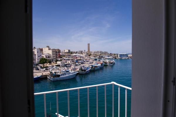 Art Apartment sea View, Varaa Huoneisto Monopoli Bari Province