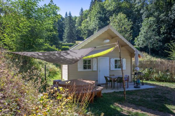 Les Cabanes d'Hestia, Varaa Lomakoti Hérault hotellit, joissa on pysäköinti, Pysäköinti