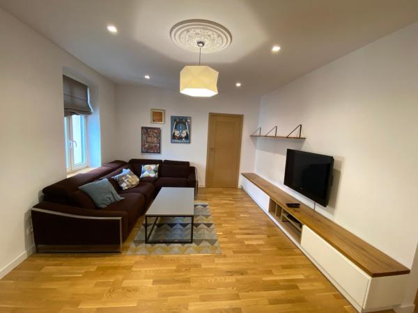 Stylowy 2-pokojowy apartament 5 min. od Rynku, Varaa Huoneisto Ala-Sleesia hotellit, joissa on pysäköinti, Pysäköinti