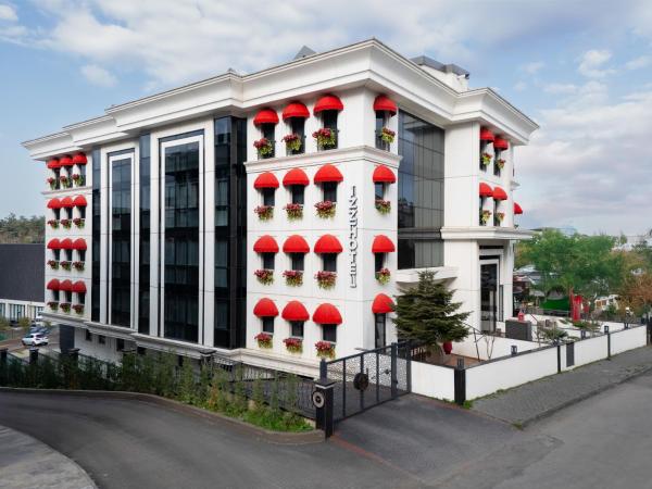 İzz Hotel Koşuyolu, Varaa Hotelli Marmara-alue hotellit, joissa on pysäköinti, Pysäköinti