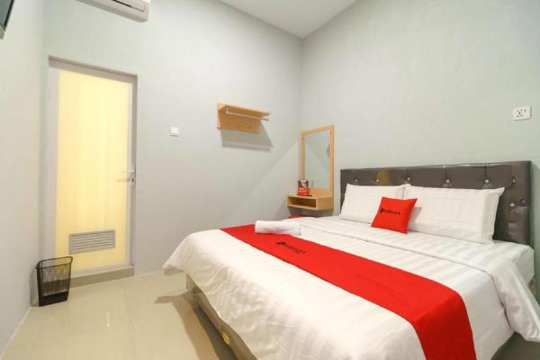 RedDoorz @ Helvetia Medan 2, Varaa Hotelli Hotellit Medan pysäköinnillä, Pysäköinti