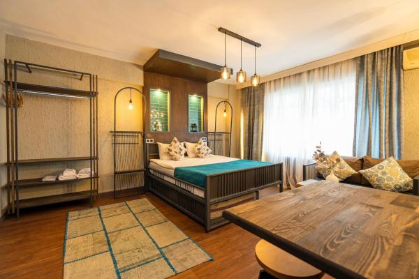 The White Suites