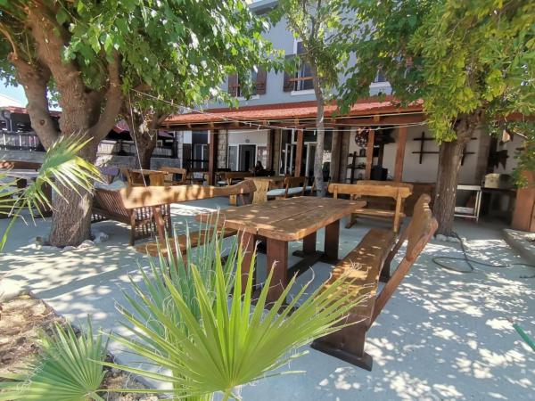 Hostel Jadran, Varaa Hostelli Kvarner hostellit, Hostelli