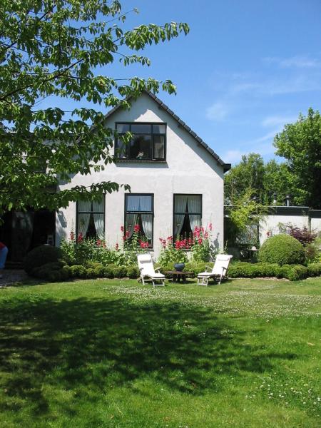 De Witte Wolk, Varaa Bed and Breakfast Nieuw-Scheemda Groningen
