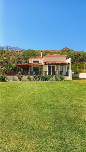 Villa Dimitra, Varaa Lomakoti Mourteri Evia