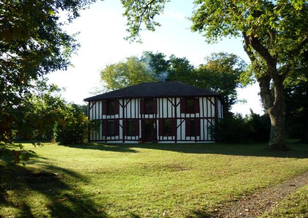 l'Airial de Nahouns, Varaa Bed and Breakfast Sabres 