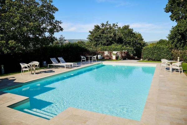 Villa Tuscan Prestige 25 ospiti Piscina Jacuzzi, Varaa Villa La Croce hotellit, joissa on uima-allas, Uima-allas
