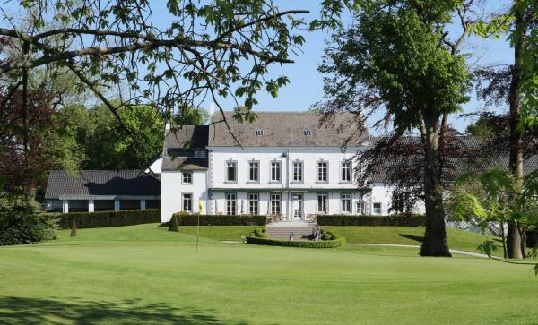 Hotel Golf de Pierpont, Varaa Hotelli Hotellit Wallonia pysäköinnillä, Pysäköinti