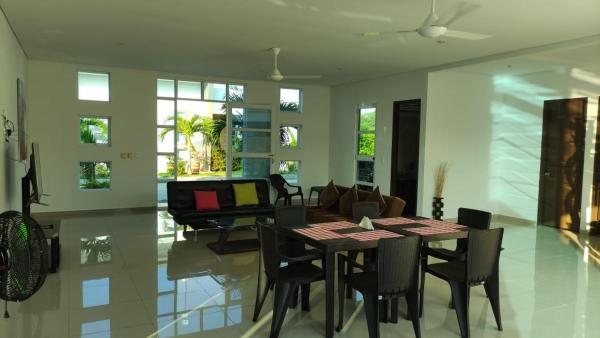 Condominio Villa Esperanza, Varaa Lomakoti Hotellit Flandes uima-altaalla, Uima-allas