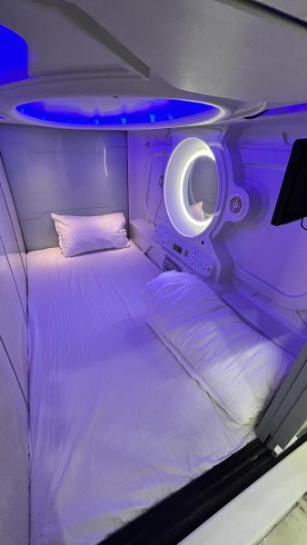 Astropods, Varaa Kapselihotelli Kapselihotellit kohteessa New Delhi, Kapselihotelli