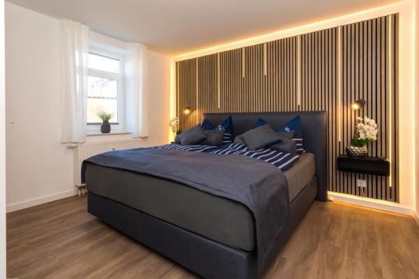 Villa Marin Wohnung 1, Varaa Huoneisto Usedom hotellit, joissa on uima-allas, Uima-allas