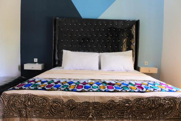 Laluna Narmada, Varaa Lomakoti Narmada Lombok