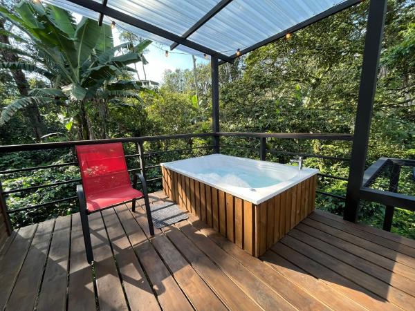 Cabaña tipo glamping en finca cafetera con zonas verdes, avistamiento de aves, paisaje cafetero, Varaa Leirintäalue San Francisco Cundinamarca