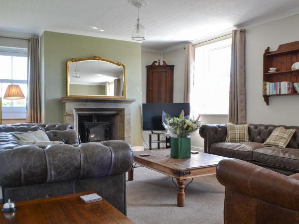 Fieldside Farmhouse, Varaa Lomakoti Tallentire Cumbria