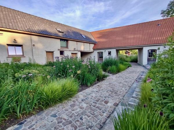 Nachtegael Hoekhuis, knusse woning met prachtig vergezicht, Varaa Lomakoti Hotellit Brussels pysäköinnillä, Pysäköinti