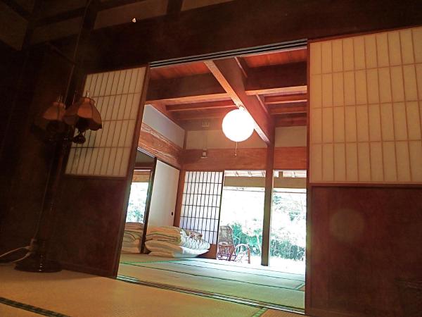 Kominka Sharehouse Hooju - Vacation STAY 10518, Varaa Hotelli Kyushu hotellit, joissa on pysäköinti, Pysäköinti