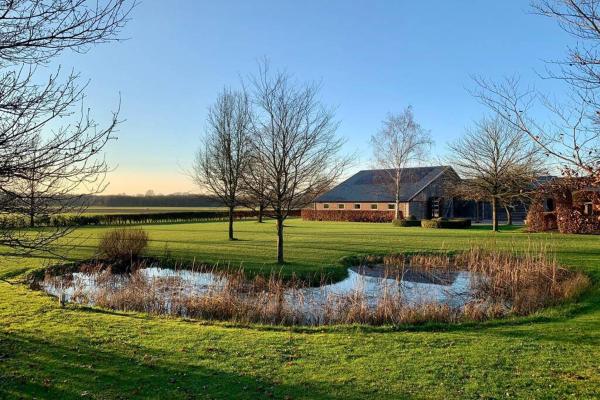Karibu de Stallen (met Sauna en Stoom douche), Varaa Lomakoti Daarle Overijssel