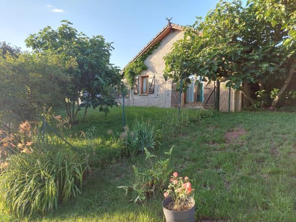 Gîte des Vignes au calme, 2 ch, terrasse, animaux admis, parking, recharge VE - FR-1-584-164, Varaa Hotelli Velle-sur-Moselle 