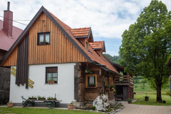 Kuća za odmor Mećava, Varaa Mökki Kvarner hotellit, joissa on pysäköinti, Pysäköinti