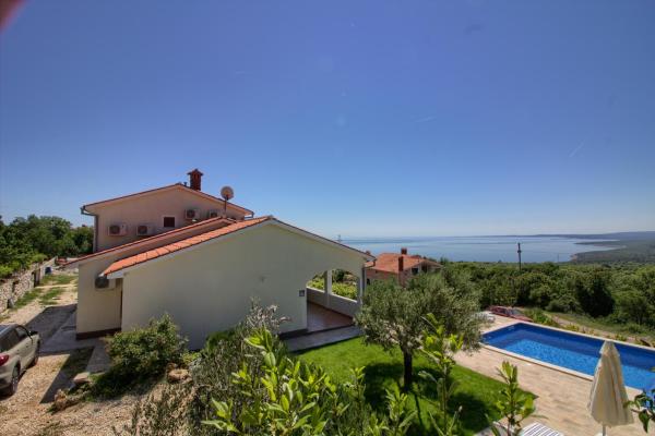 Beautiful villa Marevista with sea view and pool in Labin near Rabac, Varaa Villa Brovinje Istria