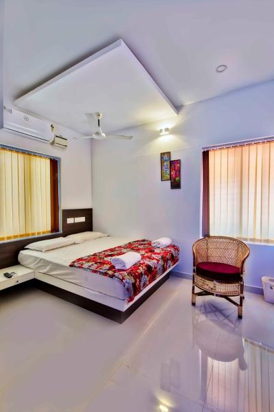 Rams Guest House with Kitchen Near Kochu Veli Railway station & Lulu Mall, Varaa Matkakoti Trivandrum New Delhi