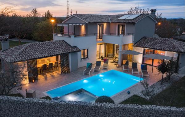 Gorgeous Home In Barban With Sauna, Varaa Lomakoti Barban Istria