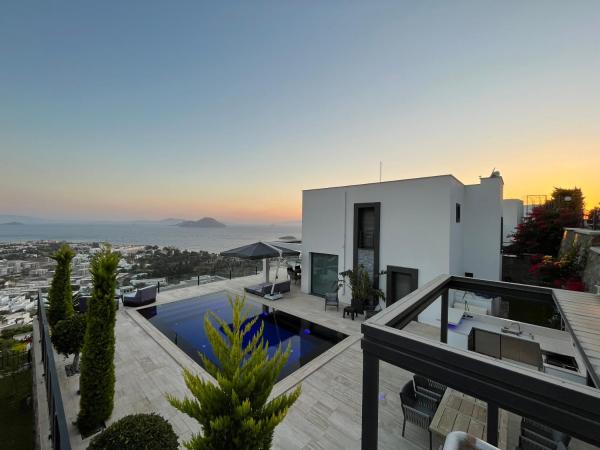 Villa Aylinda with private heated Pool, Varaa Villa Bodrum 