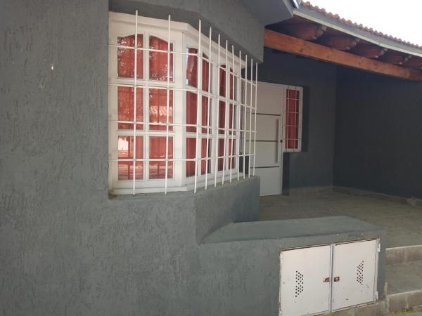 El Sarmiento M & L Mendoza, Varaa Lomakoti Las Heras Mendoza