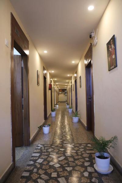 Hotel Embassy by OYO Rooms