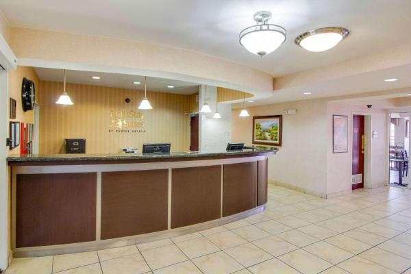 MainStay Suites Texas Medical Center-Reliant Park, Varaa Hotelli Houston hotellit, joissa on uima-allas, Uima-allas