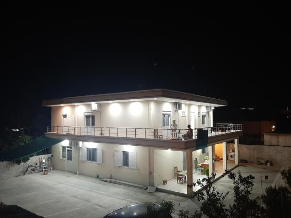 Dhoma Plazhi Nefeli, Varaa Huoneisto Vlorë Vlorë County