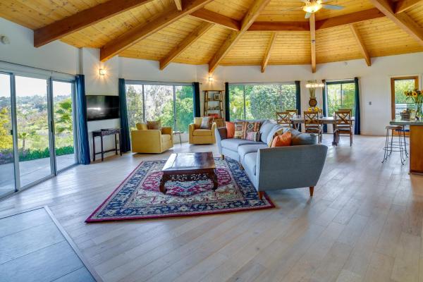 Fallbrook Home with Mountain Views Close to Hiking!, Varaa Lomakoti Fallbrook San Diego County