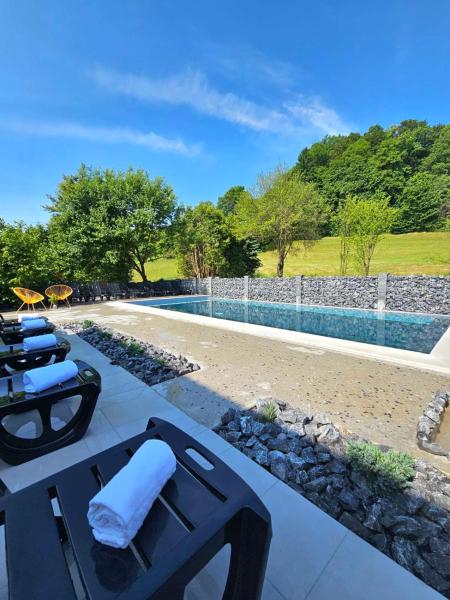 VILA LISJAK - Apartments, Varaa  Podcetrtek Posavje