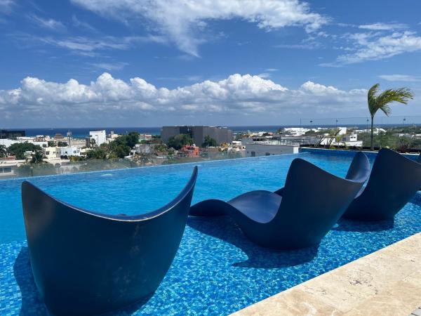Menesse Midtown 2 206 y 209, Varaa  Quintana Roo hotellit, joissa on uima-allas, Uima-allas
