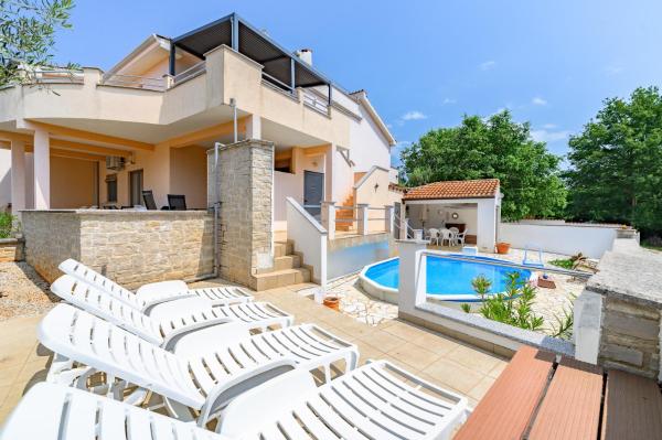 House Monique with pool, Varaa  Rošini Poreč Region
