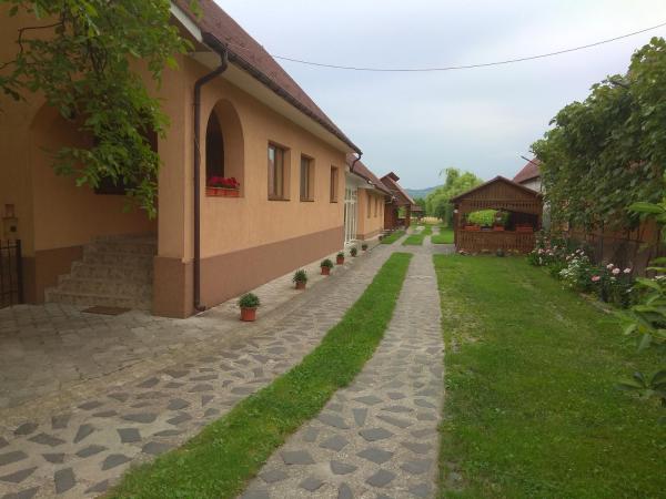 Casa Adriana, Varaa   