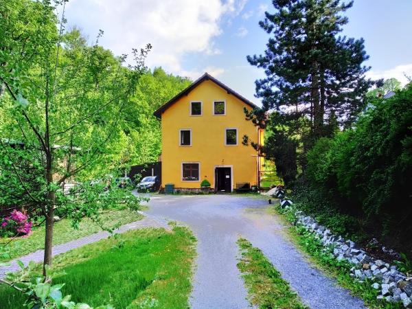 Die Holzschuhmühle, Varaa  Saksi hotellit, joissa on pysäköinti, Pysäköinti